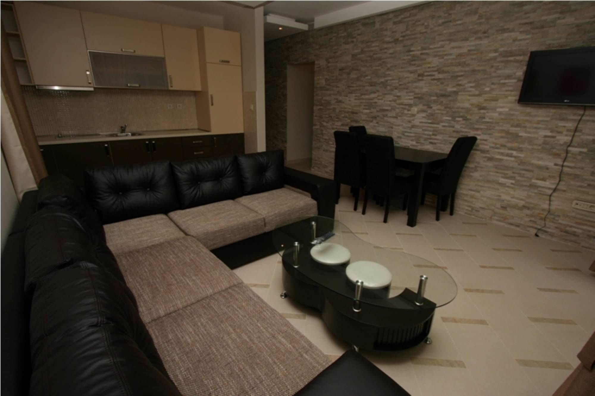 The Old Town Terrace Apartments บุดวา ภายนอก รูปภาพ