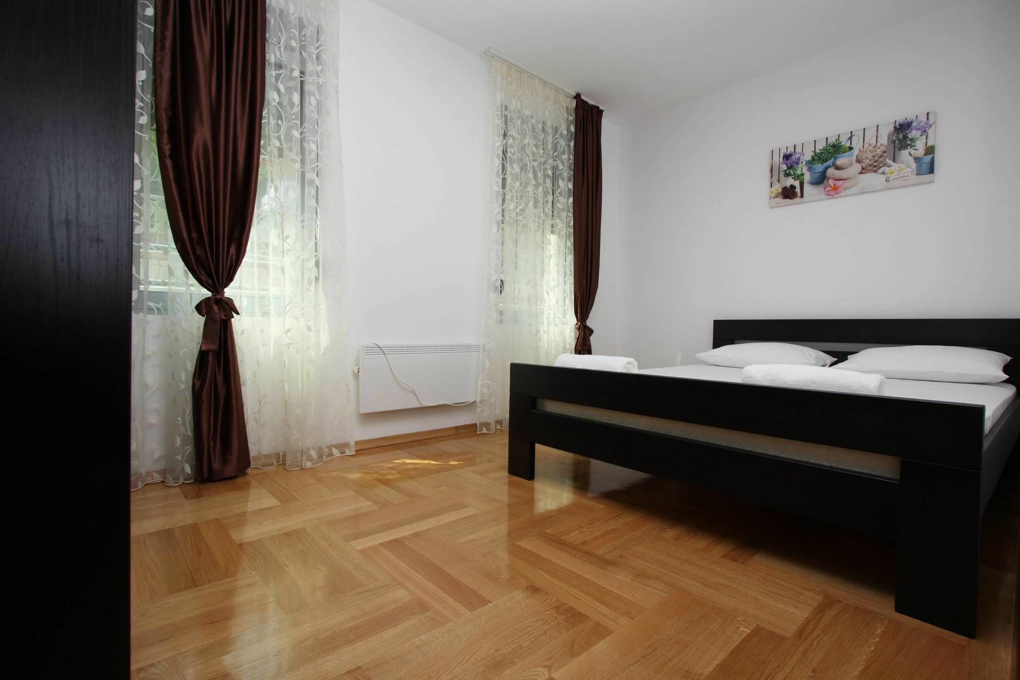 The Old Town Terrace Apartments บุดวา ภายนอก รูปภาพ